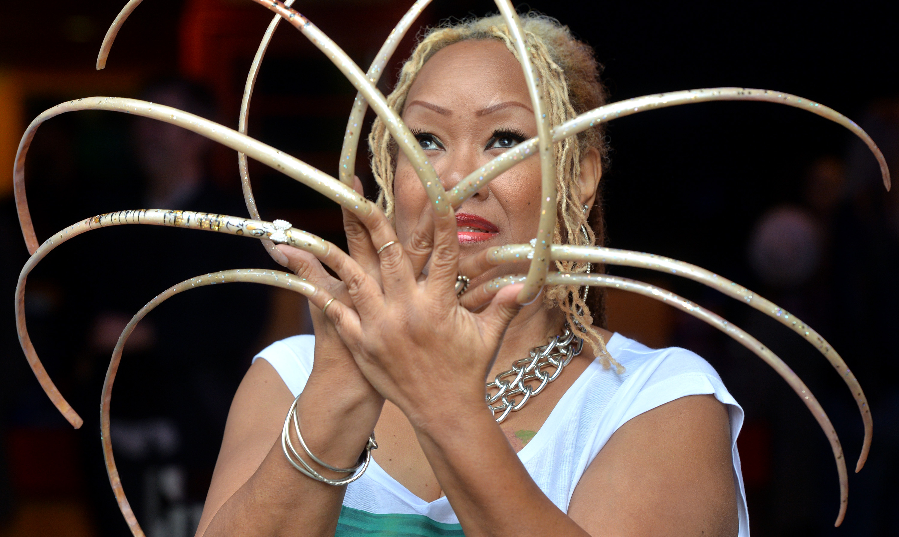 Sacrificing Hygiene for Posterity: Record Holders for Longest Human  Fingernails Are Just Gross